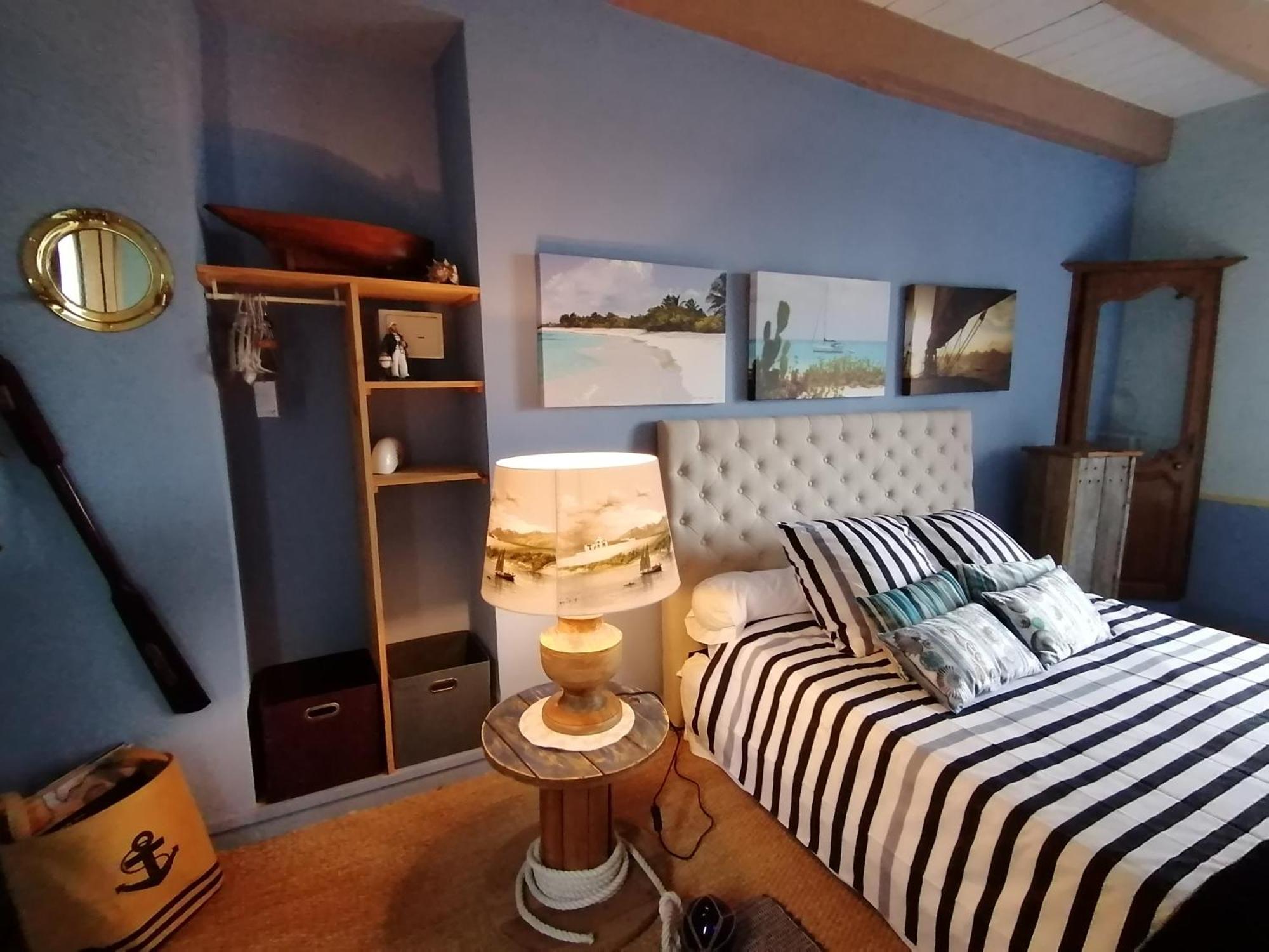 Lanvallay La Tocade Del Arte - Dinan B&B 객실 사진